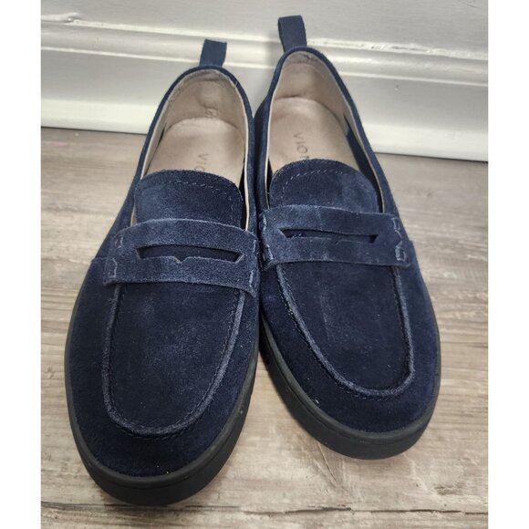Vionic Women's Sz. 7.5 Navy Blue Suede Loafers Black Bottoms - Picture 2 of 7